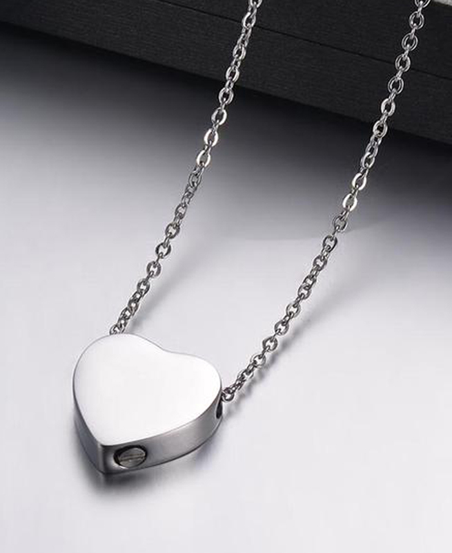 Memorial Anhänger HERZ flach 6x20 mm an Kette 50 cm